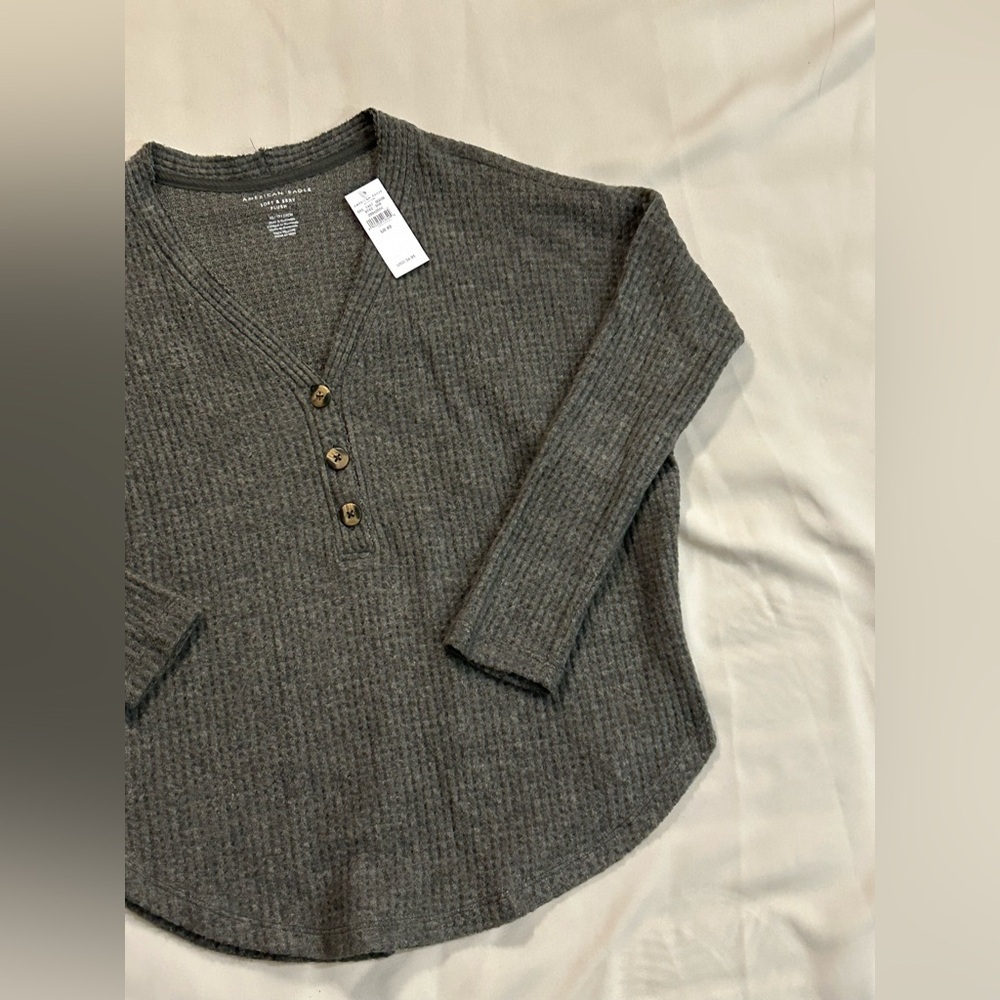 NWT American Eagle Soft & Sexy Plush Waffle Henley Long Sleeve Shirt - XS - Picture 4 of 10